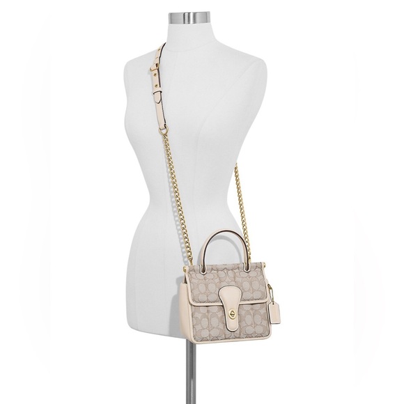 Coach Willis Top-Handle 18 In Signature Jacquard With Quilting - Picture 8 of 11